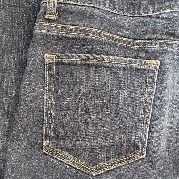 Gap Womens Low Rise Boot Cut Stretch Jeans w/Altered Hem - Size 6L / 33" Inseam - Picture 7 of 9